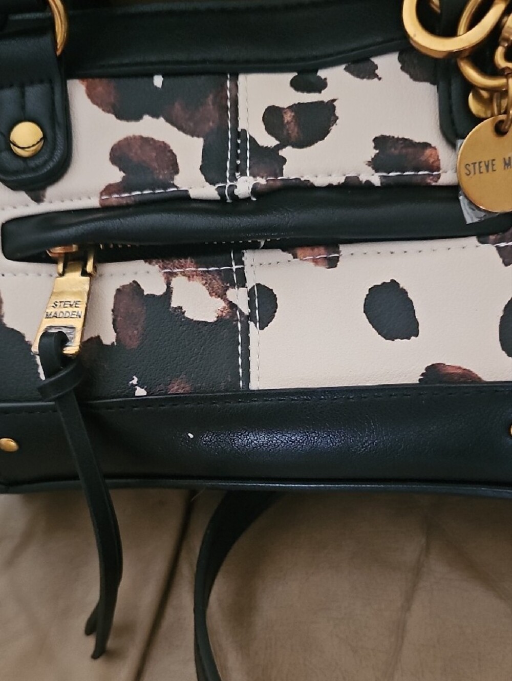 Steve Madden Black and Cream Leopard-Print Satchel with Heart Charm - Picture 6 of 6